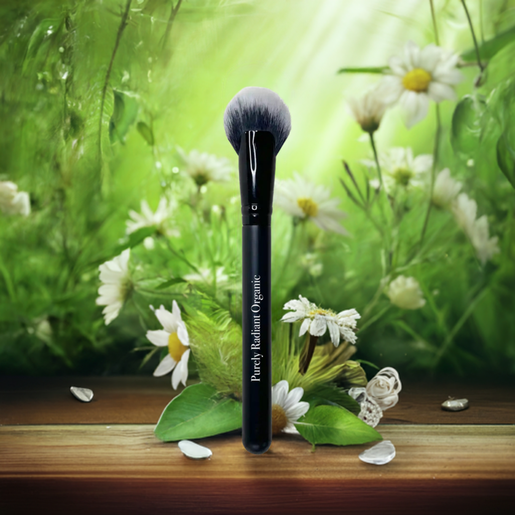 Cheek Fan Brush for Flawless Blush, Contour, and Highlight | Purely Radiant Organic