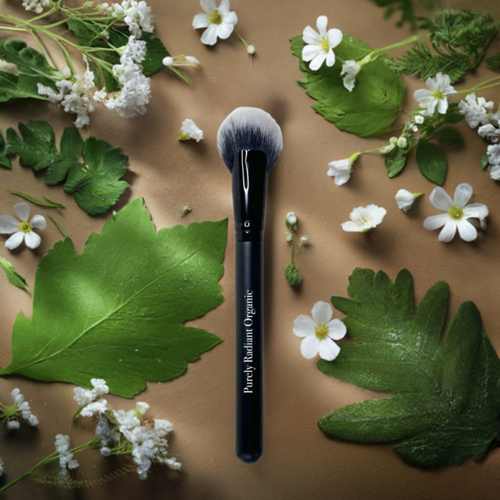 Cheek Fan Brush for Flawless Blush, Contour, and Highlight | Purely Radiant Organic